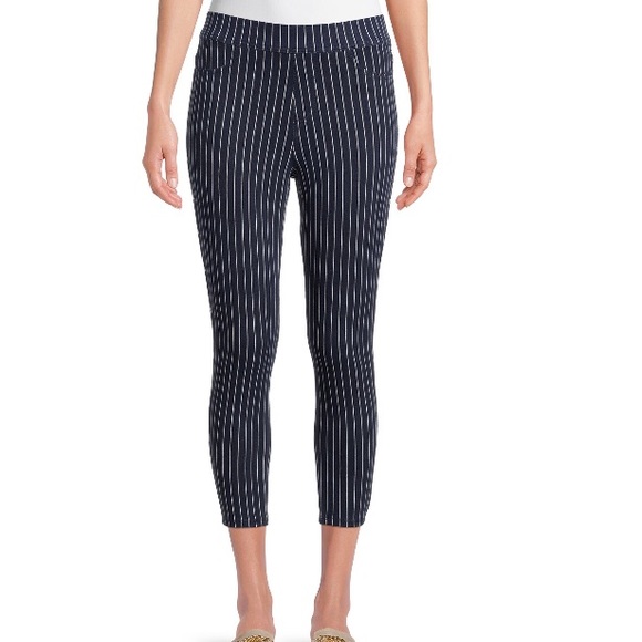 Pinstripe Capri 💙Jegging Navy Med - Picture 3 of 7